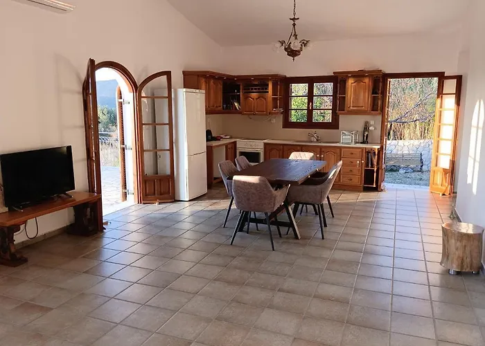 Gabriel 別荘 Kardhakáta